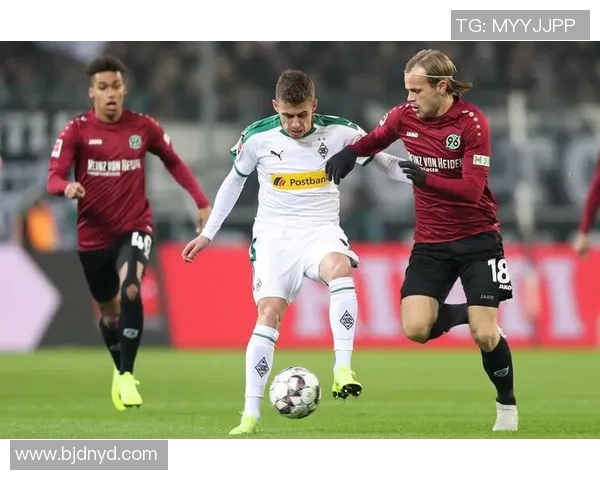 斯图加特与汉诺威96在2019年的激烈对决回顾与分析 斯图加特与汉诺威96在2019年的激烈对决回顾与分析